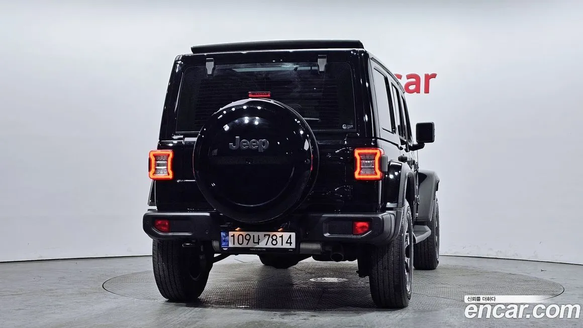 Jeep Wrangler 2023 из KR, фото 4