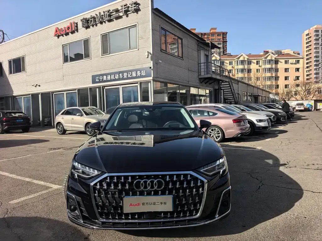 Audi A8 2024 из CN, фото 3