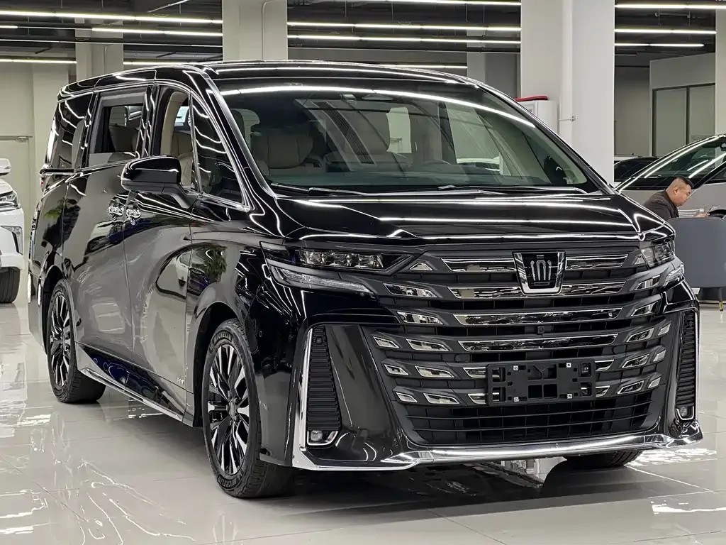 Toyota Vellfire 2023 из CN, фото 10