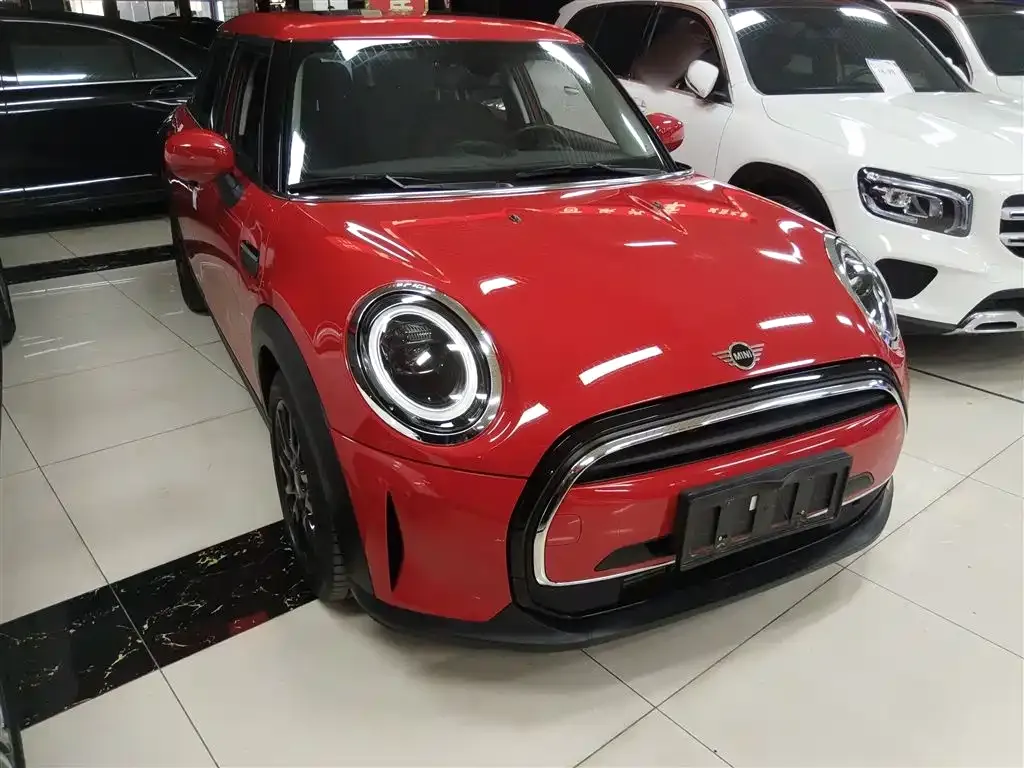 MINI Cooper (3-door) 2023 из CN, фото 3