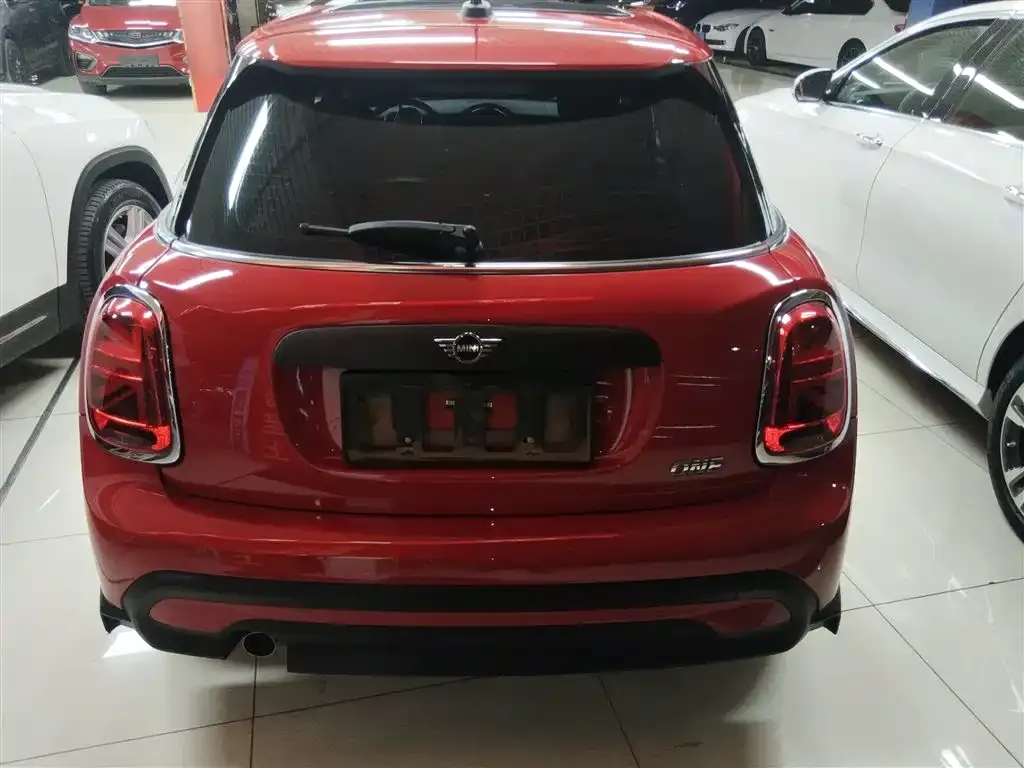 MINI Cooper (3-door) 2023 из CN, фото 8