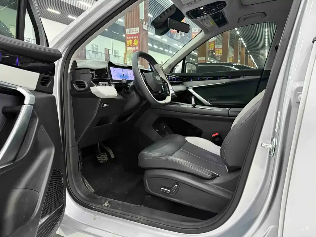 Geely Boyue L 2024 из CN, фото 5