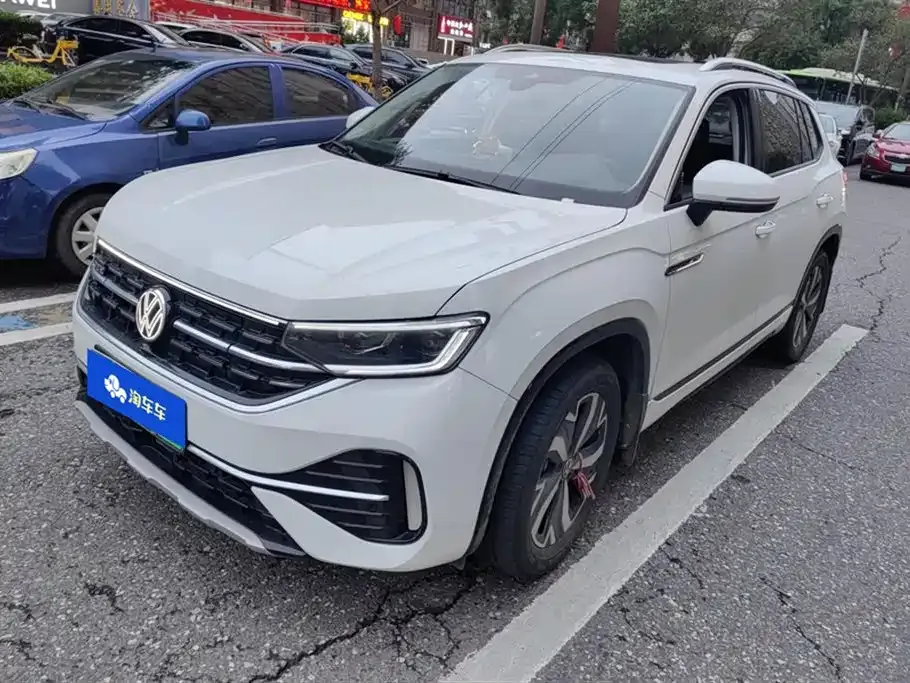 Volkswagen GTE PHEV 2023 из CN, фото 1