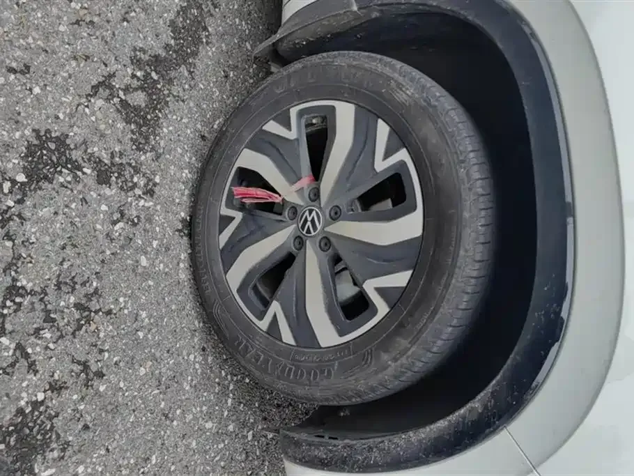 Volkswagen GTE PHEV 2023 из CN, фото 9