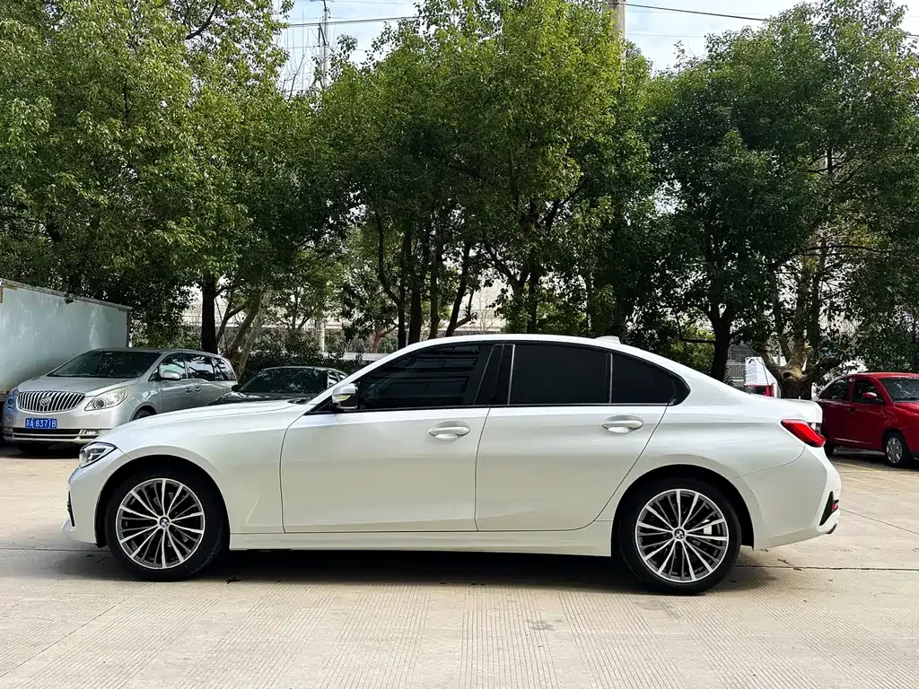 BMW 3 Series — фото 10