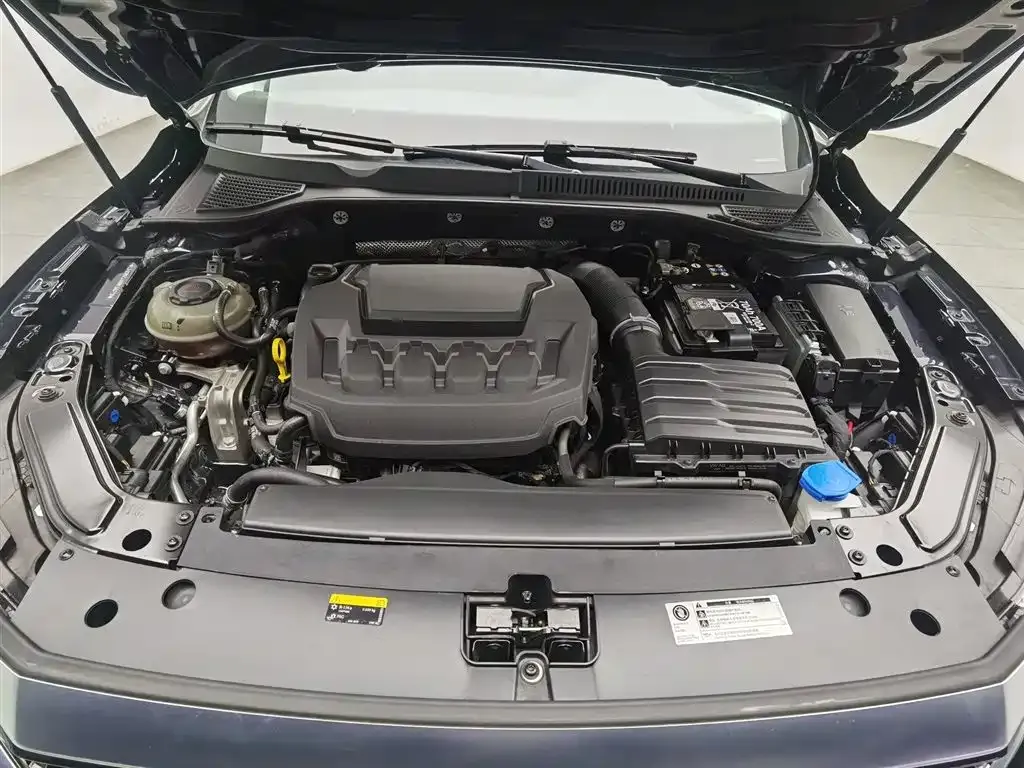 Volkswagen Passat — фото 10