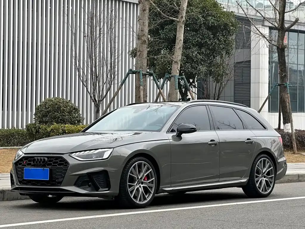 Audi S4 2024 из CN, фото 1