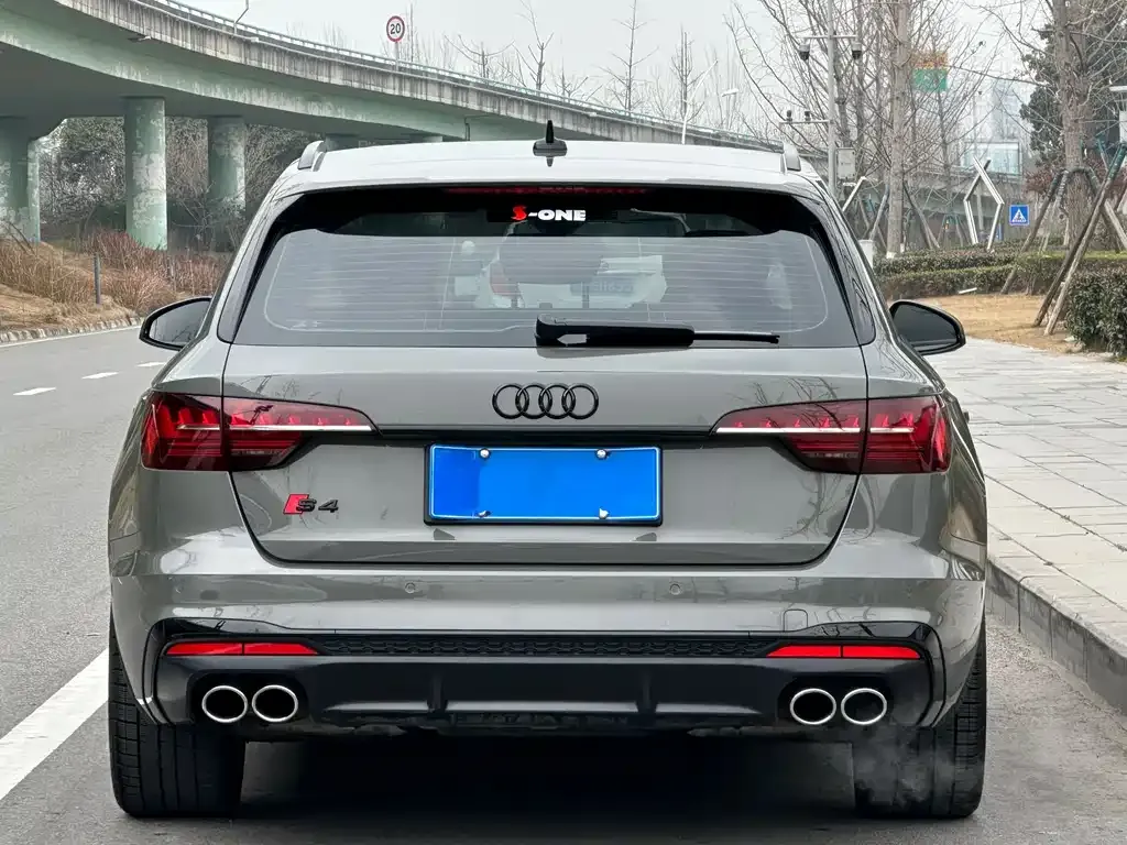 Audi S4 2024 из CN, фото 3