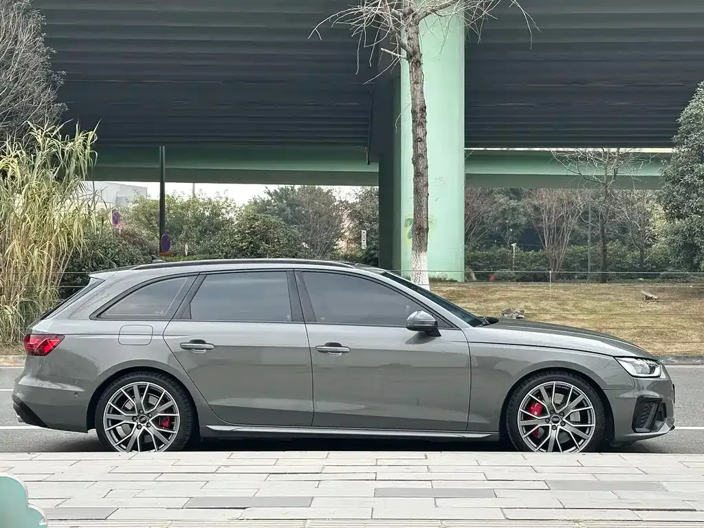 Audi S4 2024 из CN, фото 7
