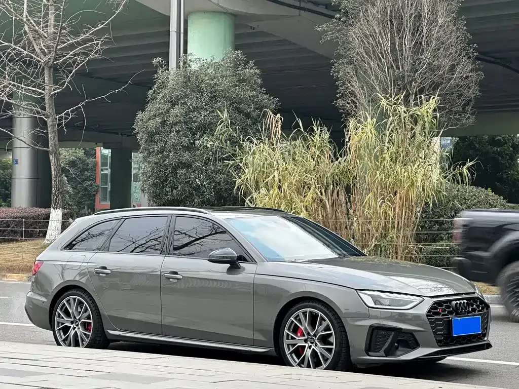 Audi S4 2024 из CN, фото 9