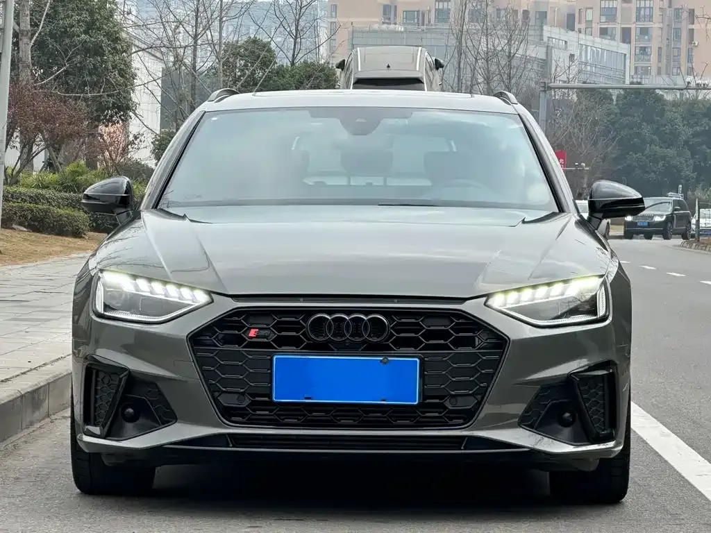 Audi S4 2024 из CN, фото 8