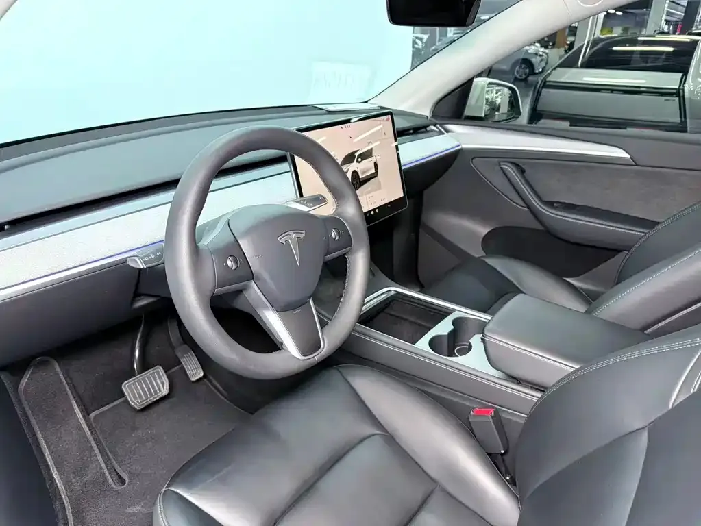 Tesla Model Y 2024 из CN, фото 10