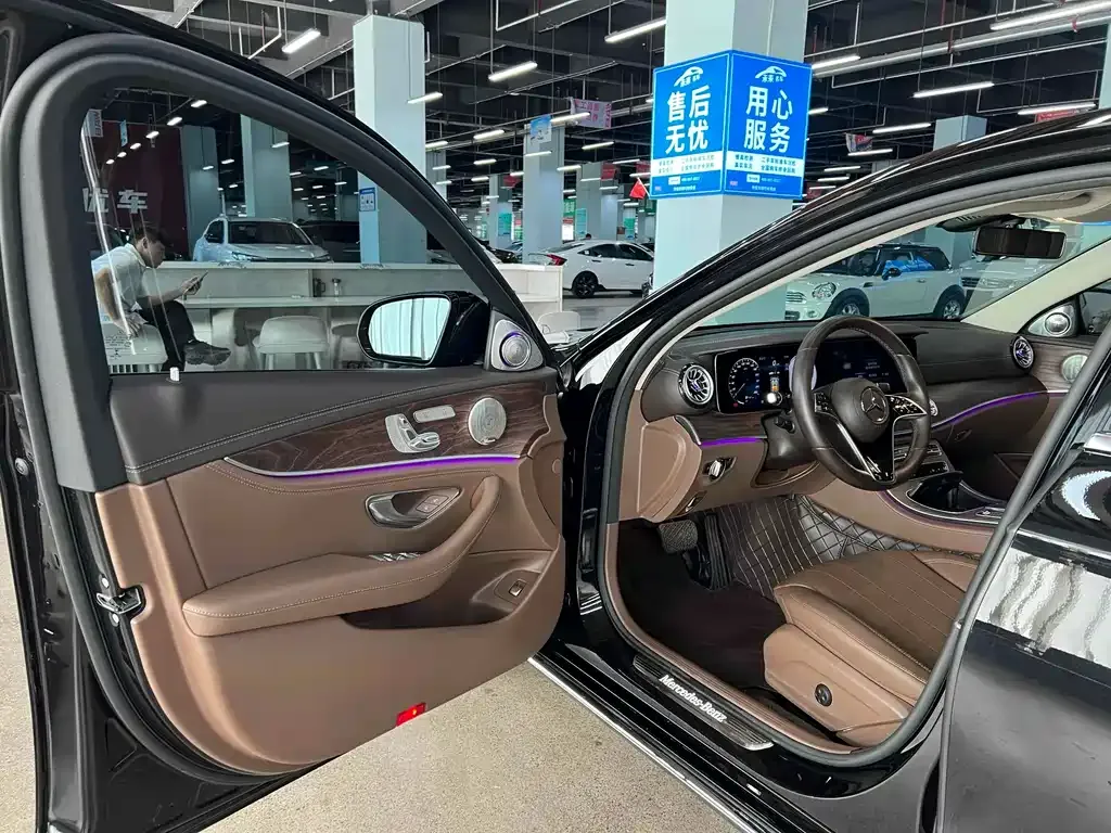 Mercedes-Benz E-Class 2023 из CN, фото 3