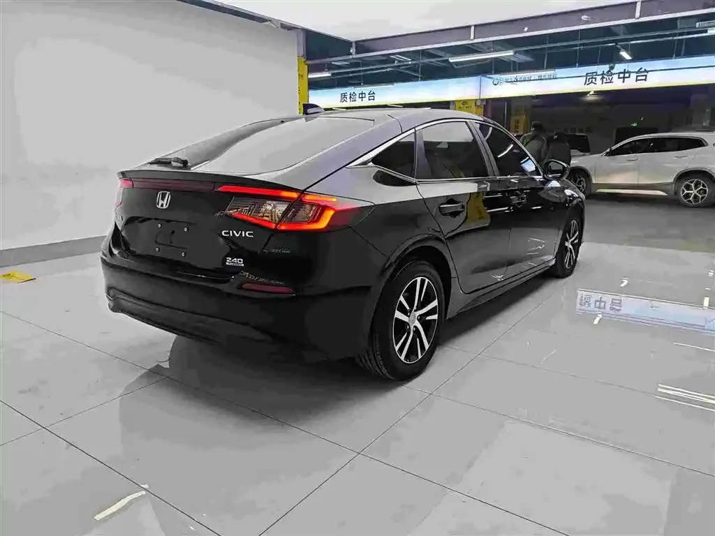 Honda Civic — фото 9