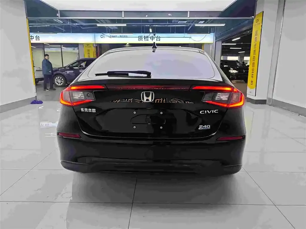 Honda Civic — фото 6