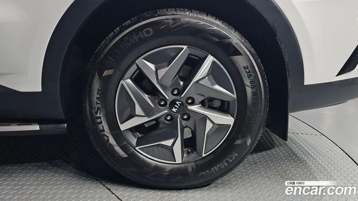 Kia Sorento — фото 5