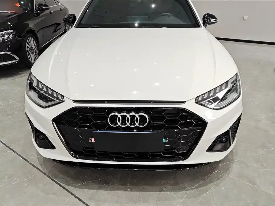 Audi A4L 2023 из CN, фото 10
