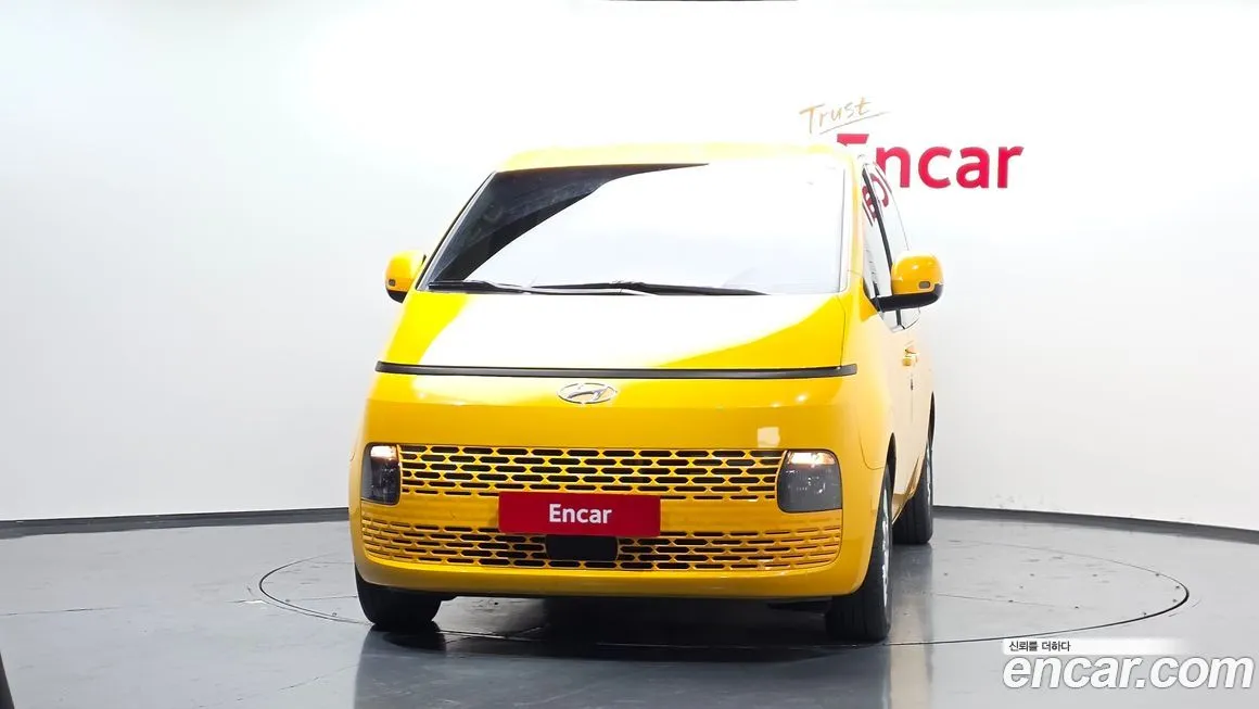 Hyundai Staria 2022 из KR, фото 3