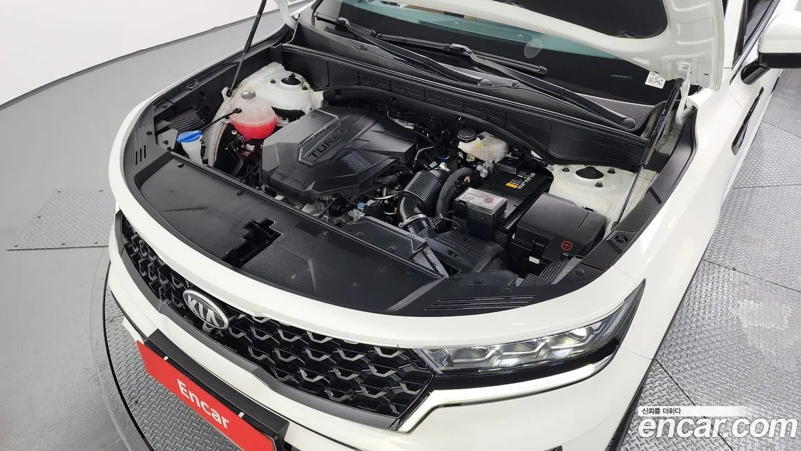 Kia Sorento — фото 9