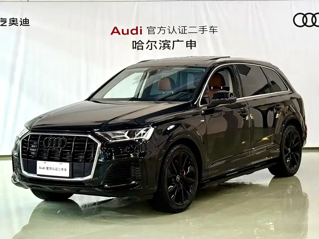 Audi Q7 2023 из CN, фото 1