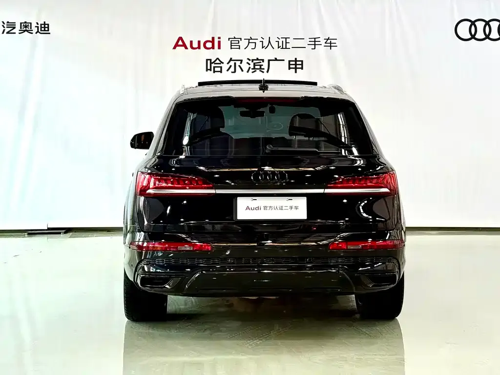 Audi Q7 2023 из CN, фото 6
