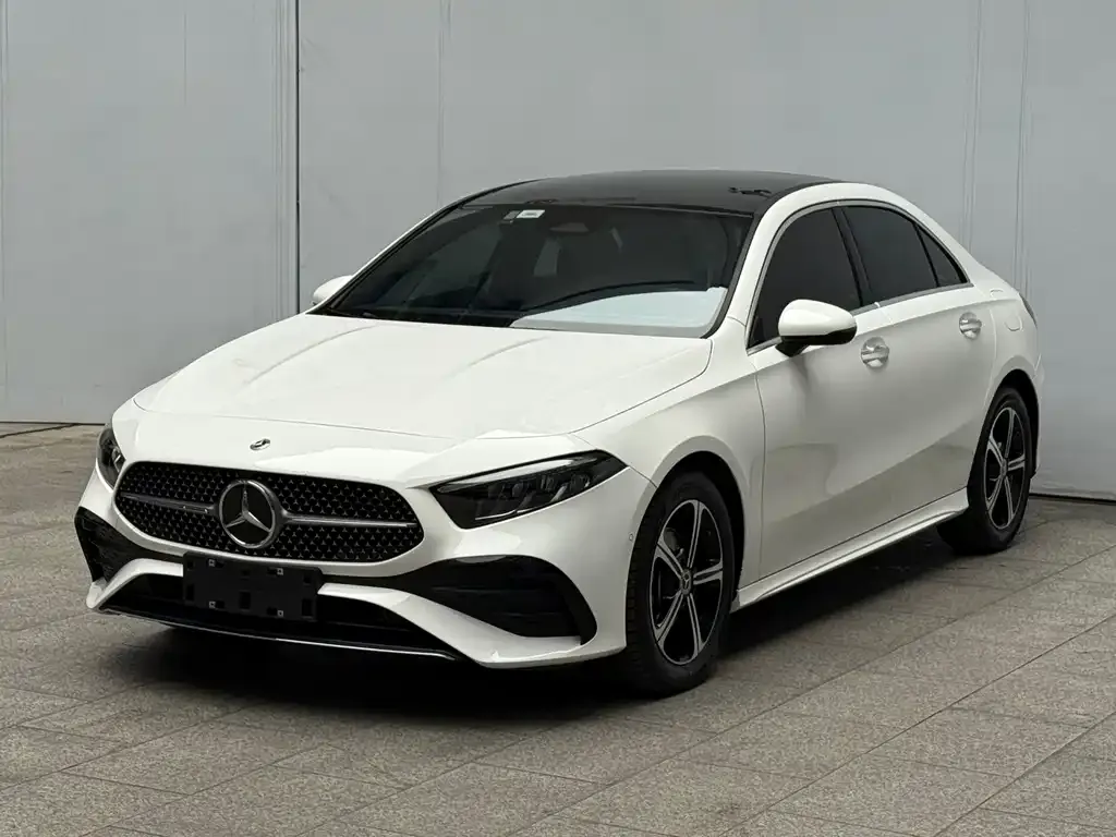Mercedes-Benz A-Class 2024 из CN, фото 1