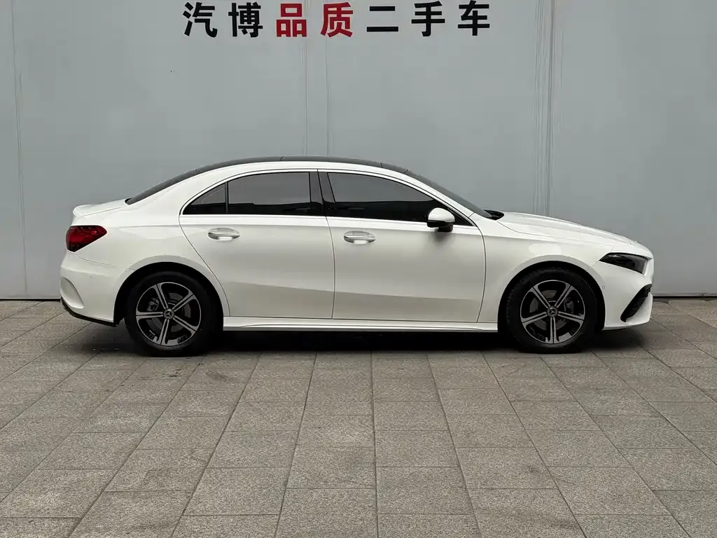Mercedes-Benz A-Class 2024 из CN, фото 6