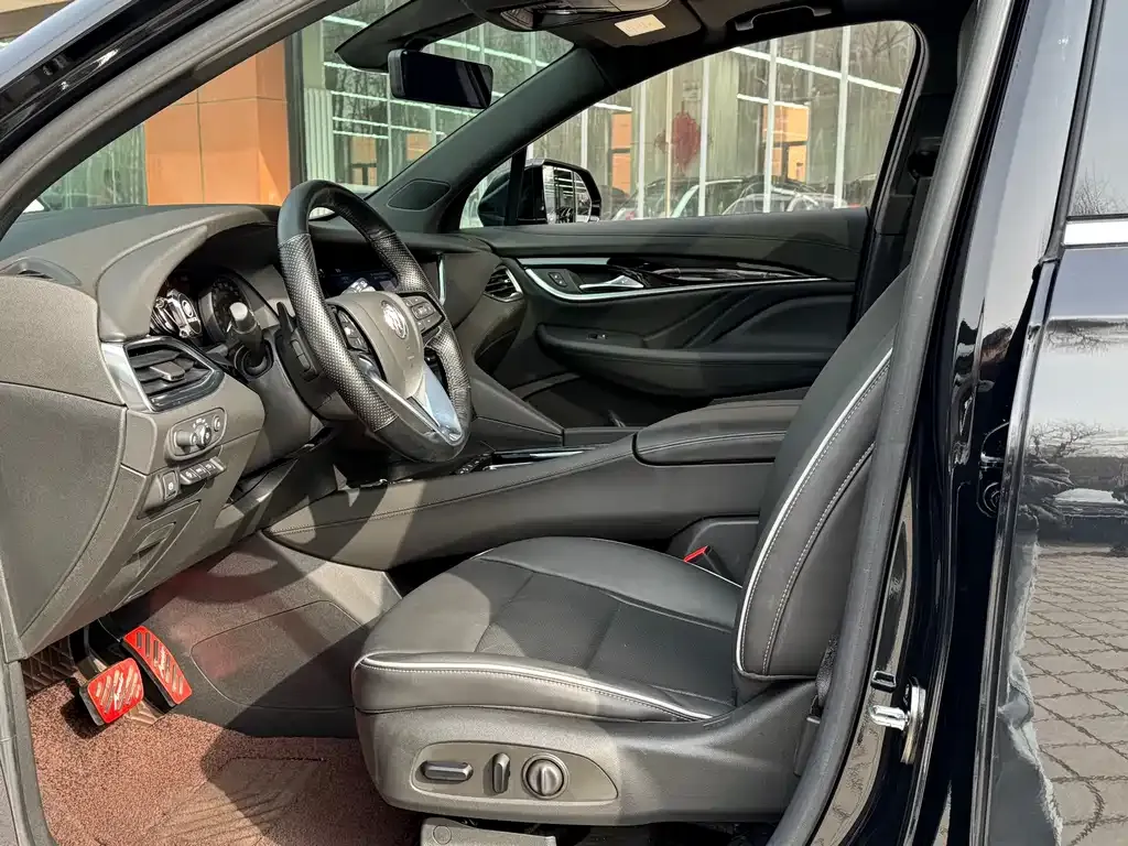 Buick Enclave 2023 из CN, фото 7