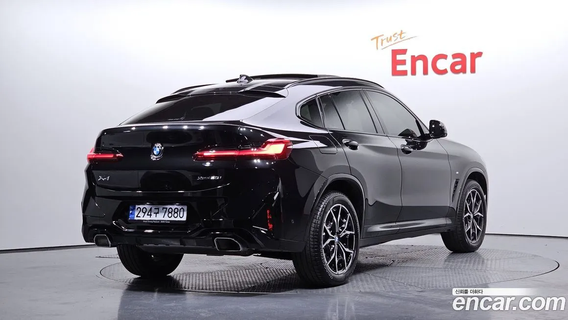 BMW X4 2023 из KR, фото 4