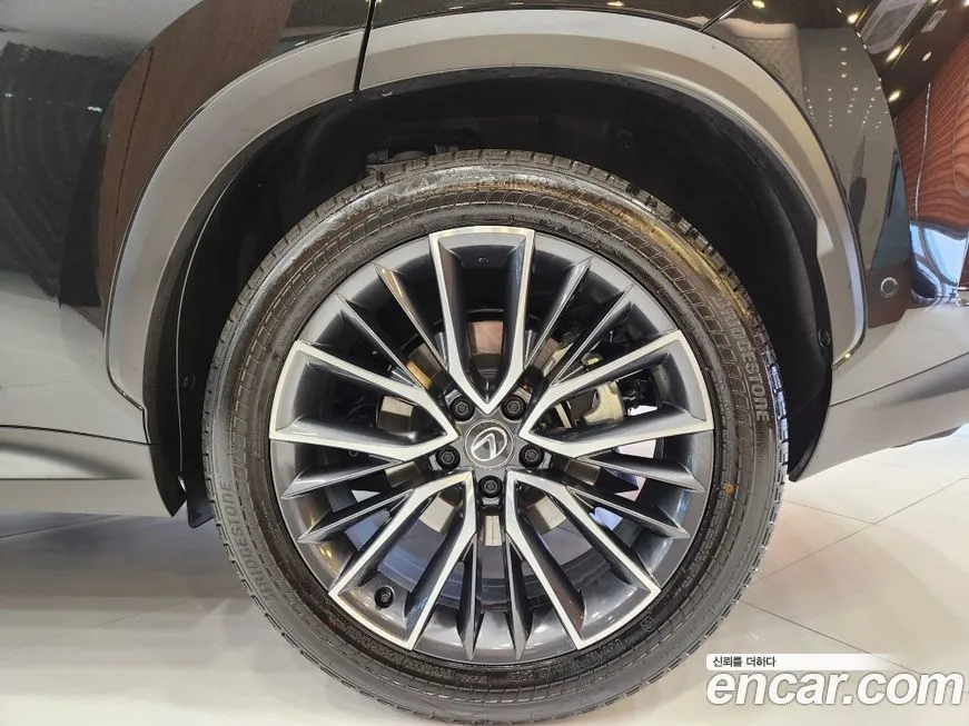 Lexus NX 2025 из KR, фото 7