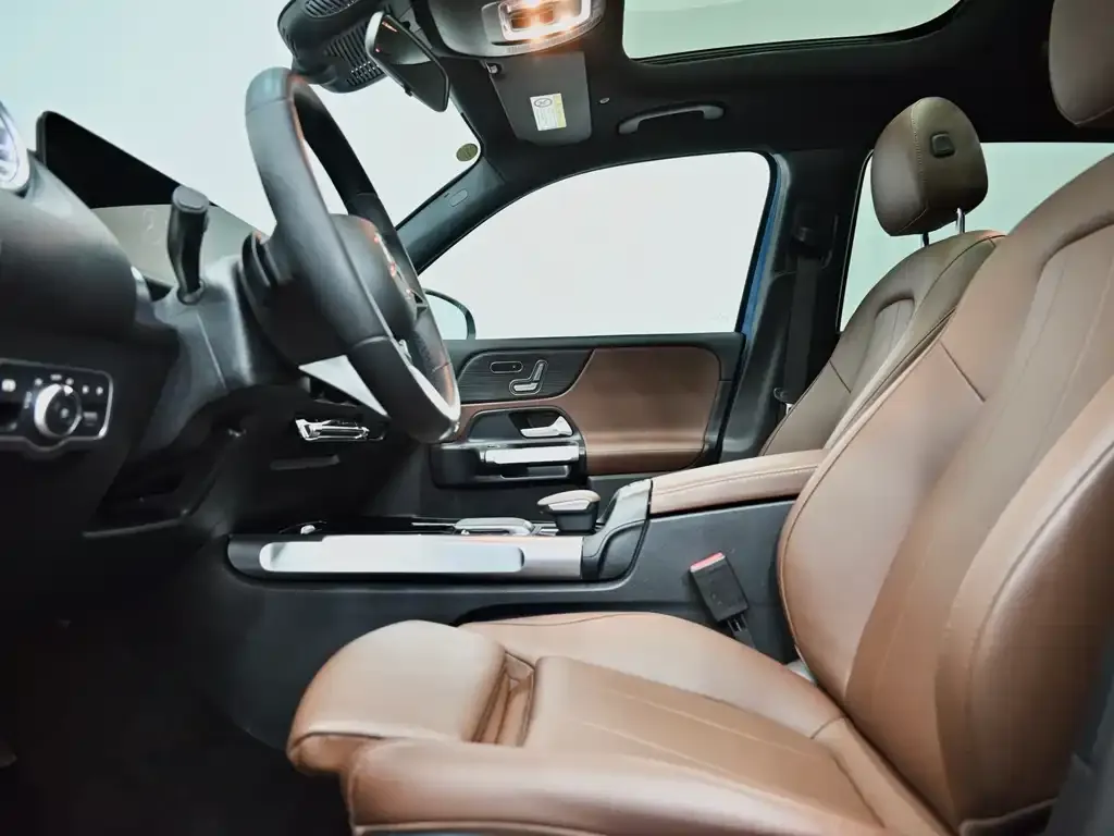 Mercedes-Benz GLB 2023 из CN, фото 5