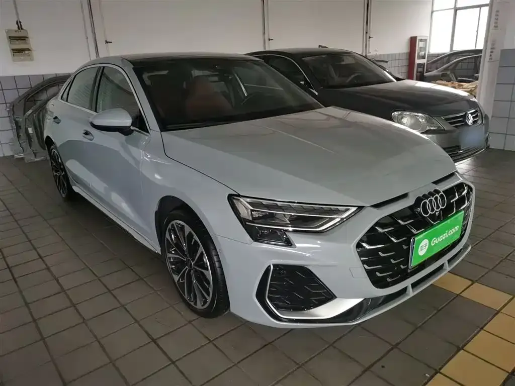 Audi A3 2024 из CN, фото 6