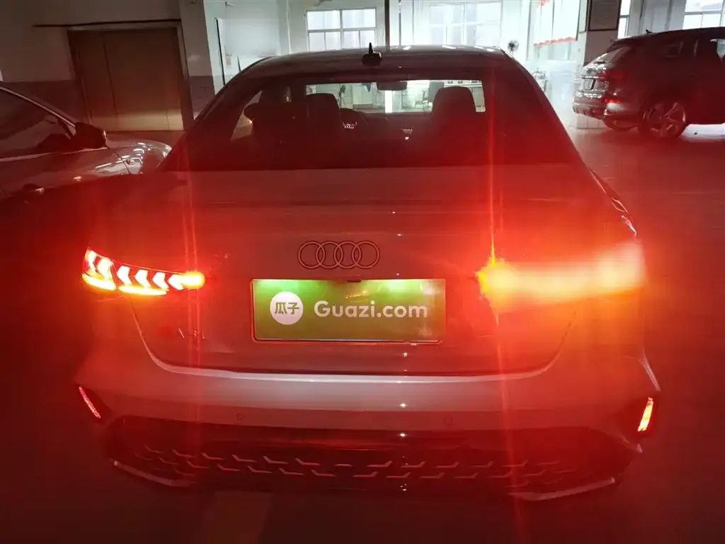 Audi A3 2024 из CN, фото 9