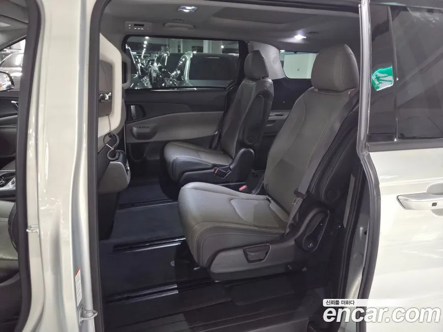 Kia Carnival 2024 из KR, фото 4