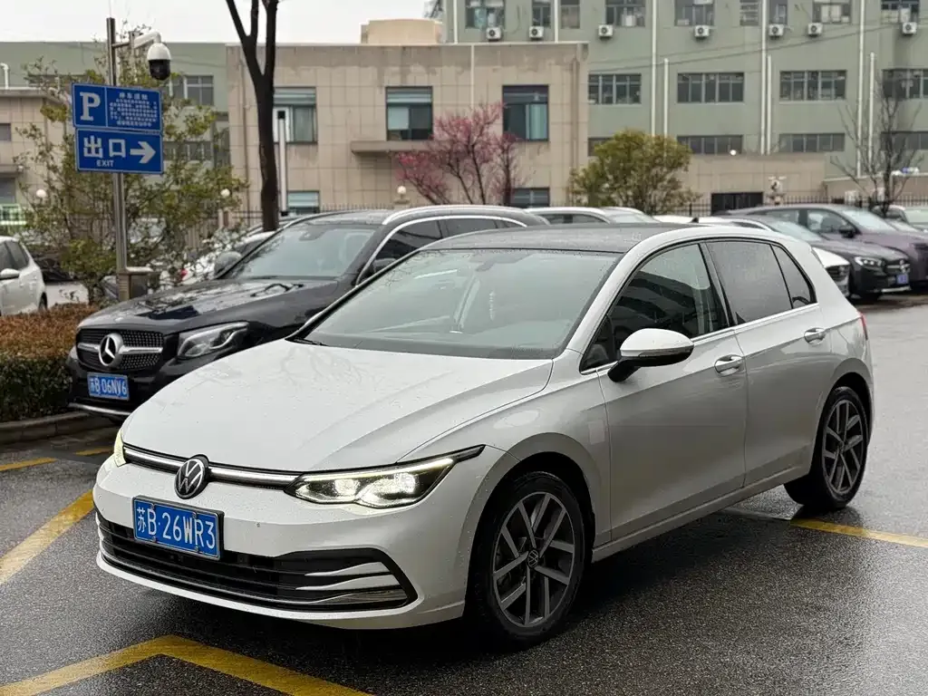 Volkswagen Golf 2021 из CN, фото 1
