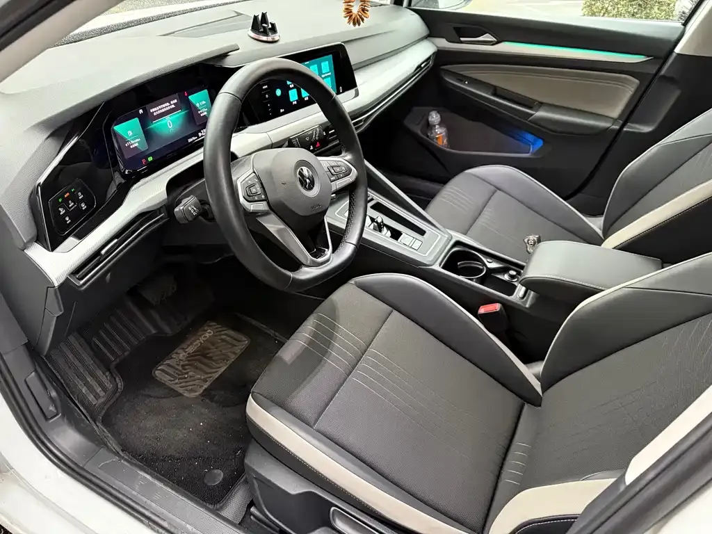 Volkswagen Golf 2021 из CN, фото 3