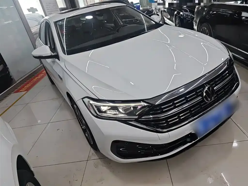 Volkswagen Sagitar 2023 из CN, фото 3