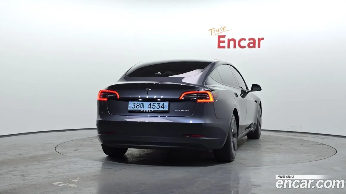 Tesla Model 3 2022 из KR, фото 3