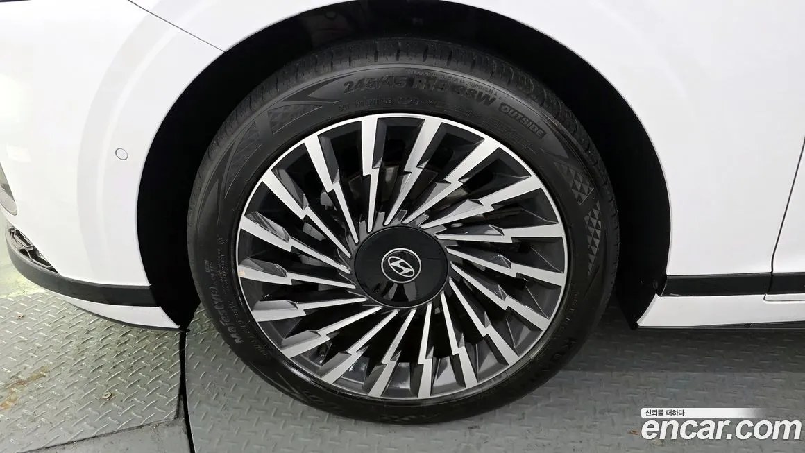Hyundai Grandeur 2025 из KR, фото 9