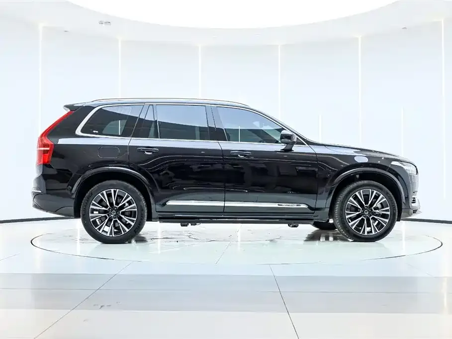 Volvo XC90 PHEV — фото 3