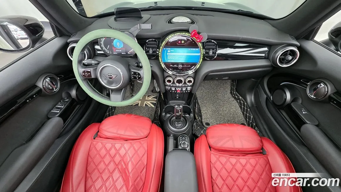 Mini Cooper Convertible 2022 из KR, фото 3