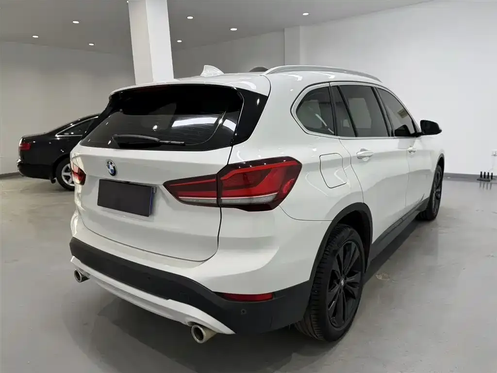 BMW X1 2021 из CN, фото 4