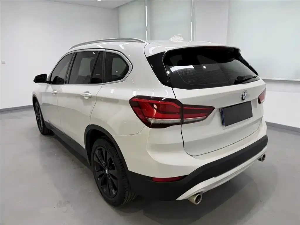 BMW X1 2021 из CN, фото 2