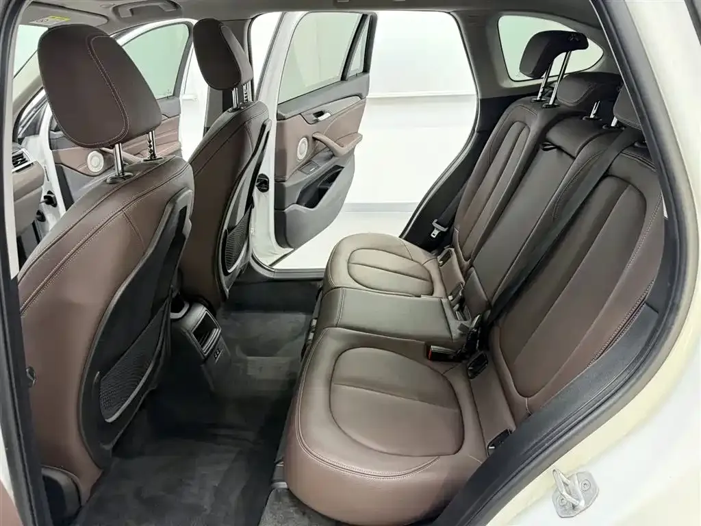 BMW X1 2021 из CN, фото 5