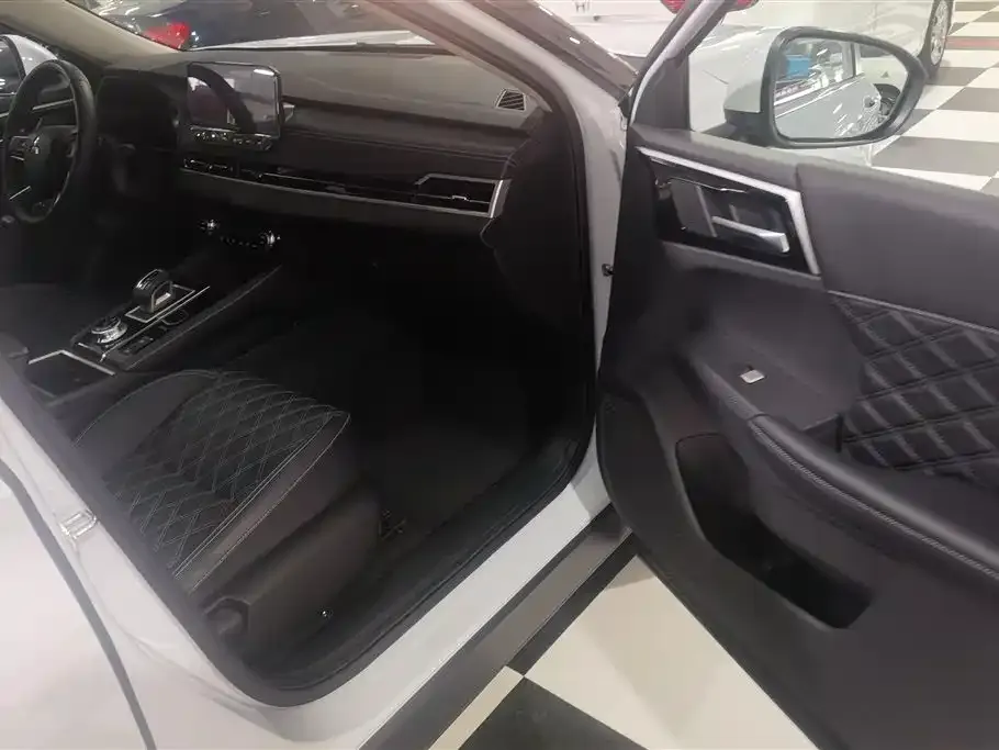 Mitsubishi Outlander 2024 из CN, фото 6