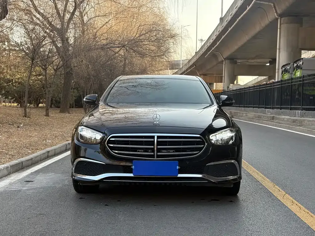 Mercedes-Benz E-Class 2022 из CN, фото 3