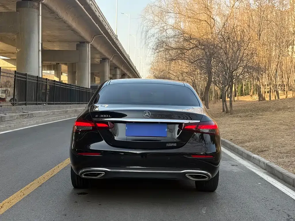 Mercedes-Benz E-Class 2022 из CN, фото 8