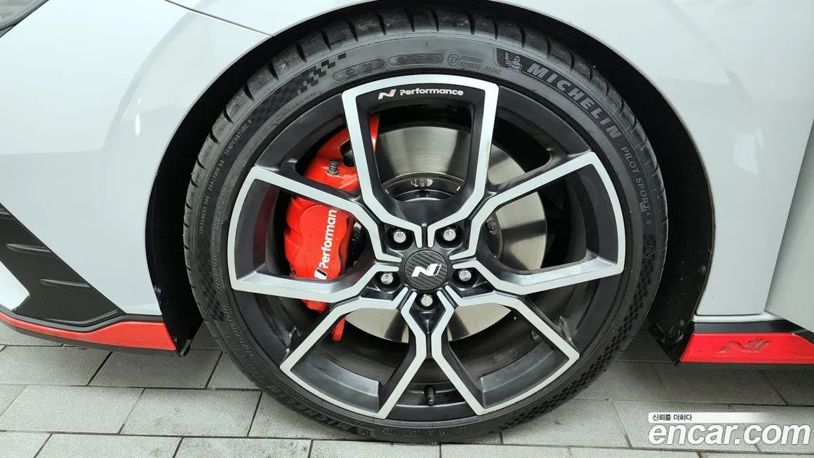 Hyundai AVANTE — фото 10