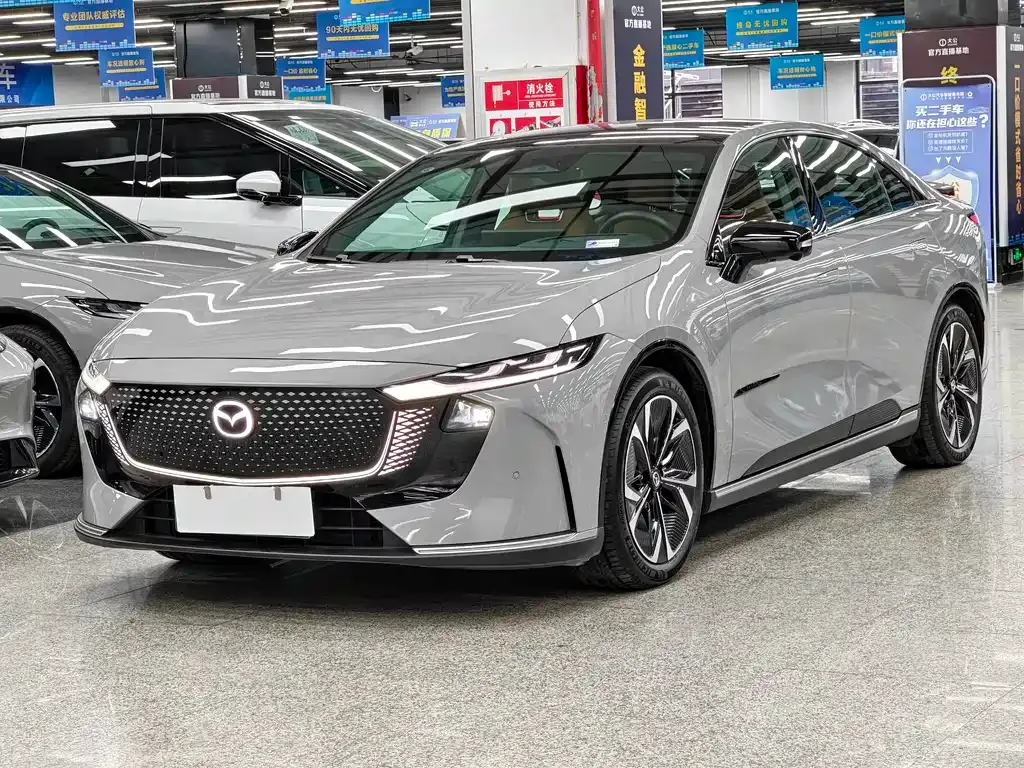 Mazda EZ-6 — фото 1