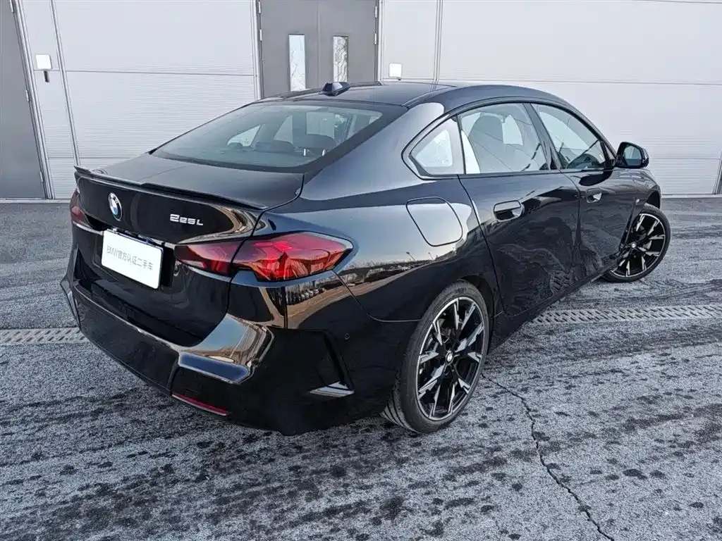 BMW 2 Series 2025 из CN, фото 6